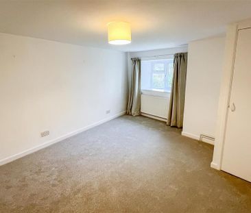 2 bedroom cottage to rent - Photo 2