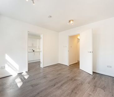 1 bedroom apartment - Photo 2