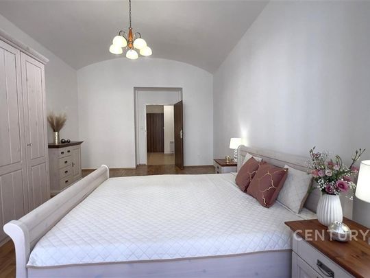 Pronájem bytu 1+1 45 m2 - Photo 1