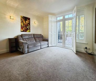 4 bedroom semi-detached house to rent - Photo 3