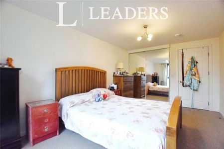 1 bedroom flat to rent - Photo 3