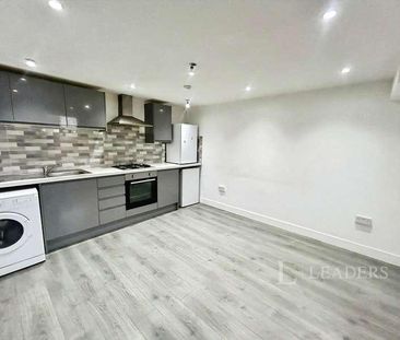 G T House, Rothesay Road, Luton, LU1 - Photo 2