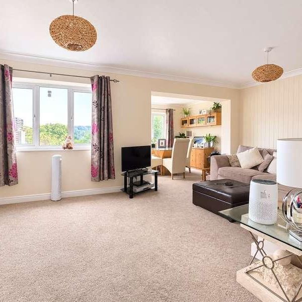 Quarry Hill, Quarry Hill, Godalming, Surrey, GU7 - Photo 1