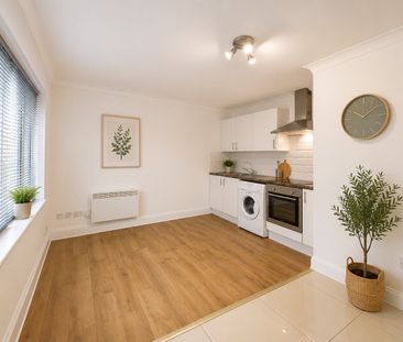 Studio Flat, Cardigan St, LU1 - Photo 1