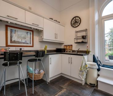 Flat F Notting Hill Manor, 118 Malone Road, BT9 5HR - Photo 5