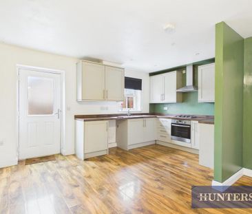 3 bedroom terraced house to rent - Photo 4