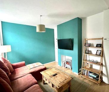 2 bedroom terraced house to rent - Photo 2