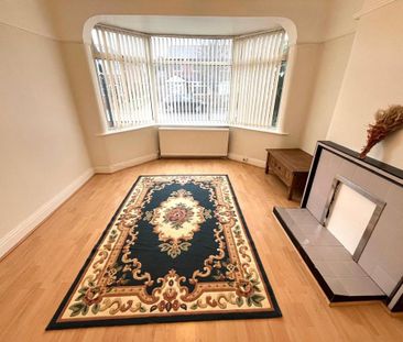 3 bedroom semi-detached house to rent - Photo 3