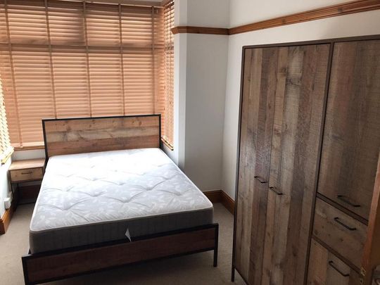 4 bedroom house to rent - Photo 1