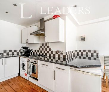 1 bedroom flat to rent - Photo 6