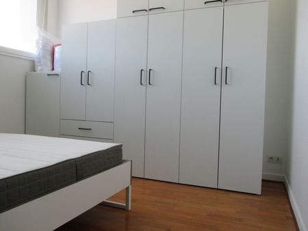 Location Appartement 2 Pièces 47 m² - Meublé - Photo 2