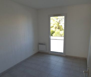 Location Appartement 3 pièces 62m² ISTRES 13800 - Photo 2