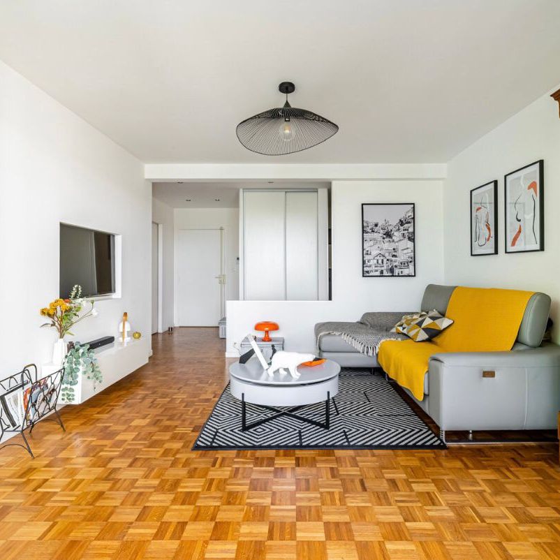 Location Appartement 3 pièces 72m² MARSEILLE 9ème - Photo 1