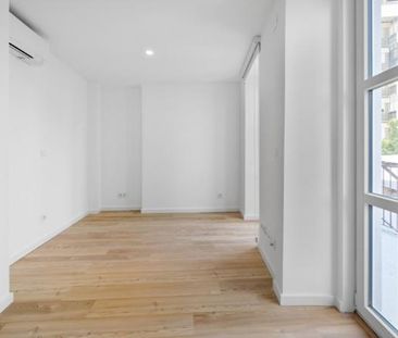 Apartamento T2+1 em Lisboa - Photo 2