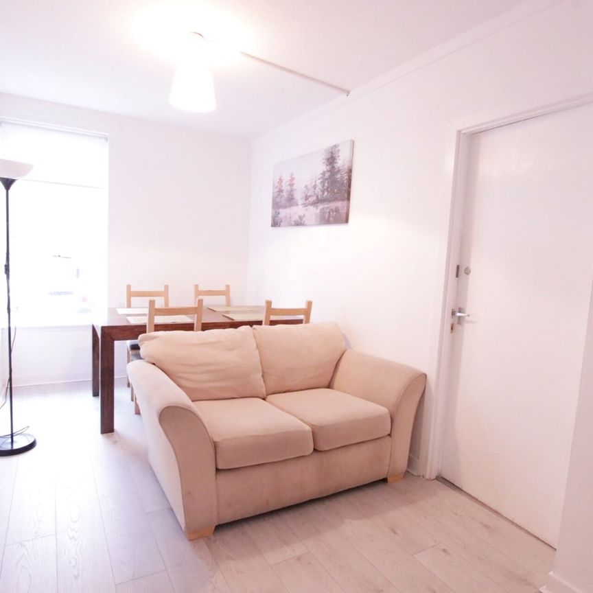 3 Bed Flat, Belmont Street, G12 - Photo 1