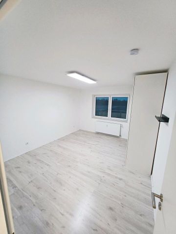 Geräumige 2 Zimmer Wohnung GV-Gustorf - Foto 3