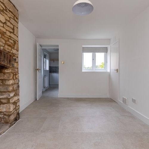 Narrow Lane, Charlbury - Photo 1