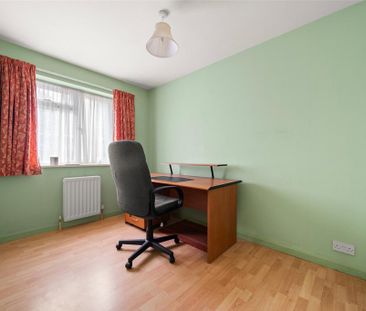 4 bedroom bungalow to rent - Photo 5