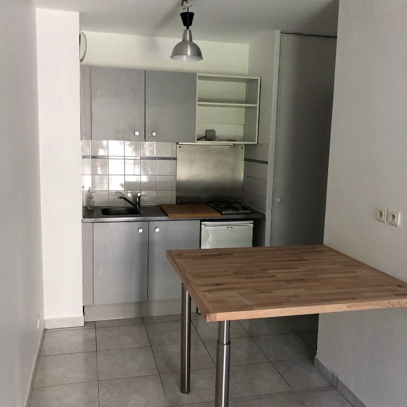 Location Appartement 2 pièces 37m² MONTPELLIER 34000 - Photo 1