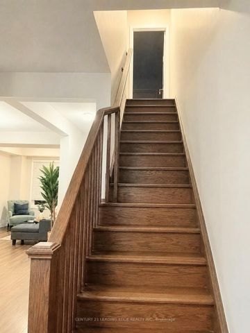 For Lease - 5 Fusilier Drive, Toronto, Ontario - Photo 2