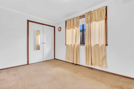 49 Freeman Crescent, Mill Park VIC 3082 - Photo 5