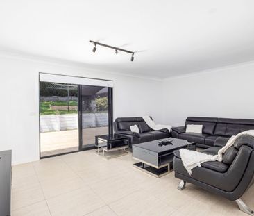 4 Bedroom furnished home with inground pool and spectacular water v... - Photo 6