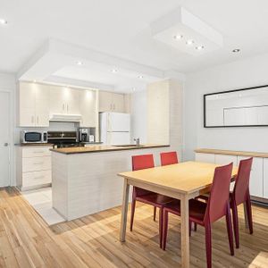 Beau 3 1/2 Meublé Central Berri-UQAM - Photo 2