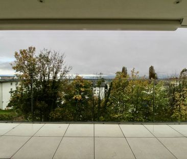 Appartement récent et lumineux de 2 pièces, avec vue et grande terr... - Foto 1