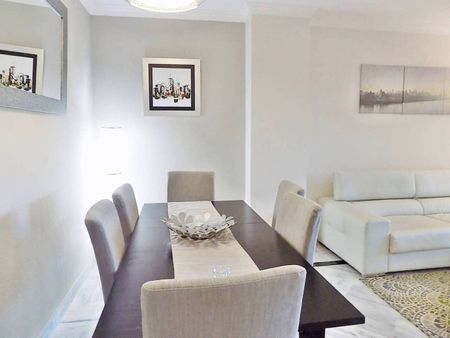Apartamento planta baja en alquiler en Marbella, Marbella - Photo 3