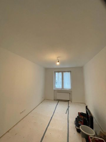 Helle 2-Zimmer-Wohnung mit Balkon und Einbauküche - Photo 5
