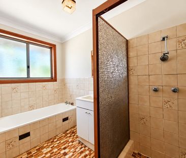Unique Four-Bedroom Home with Flexible Dual-Living Layout - Photo 5
