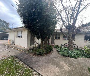 Central unit in a great location - Photo 2