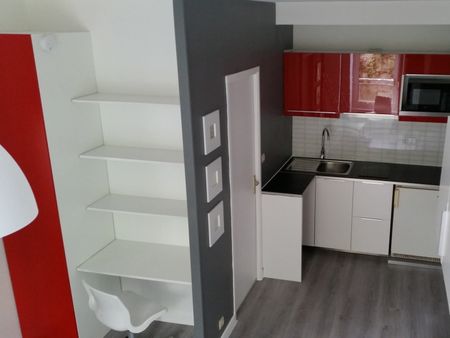 A louer Brest Kérinou Studio meublé 20 M2 en parfait état - Photo 4
