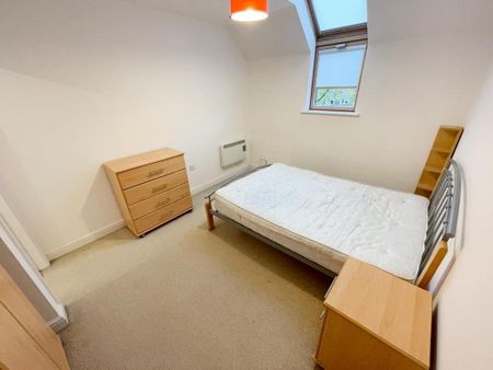 2 bedroom apartment to rent - Photo 4