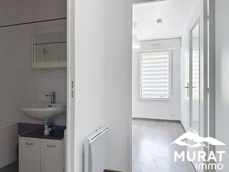 Location Appartement 1 pièce 24m² CLERMONT FERRAND 63100 - Photo 4