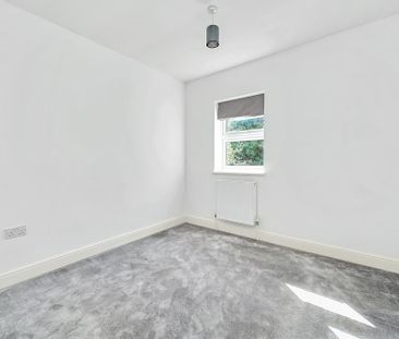 2 bedroom house to rent - Photo 2