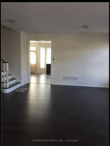 For Lease - 3052 Max Khan Boulevard, Oakville, Ontario - Photo 3