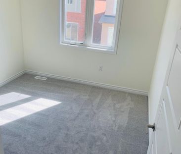 For Lease - 1366 Sycamore Garden, Milton, Ontario - Photo 3