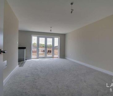 Park Gate Corner, Little Clacton, CO16 - Photo 2