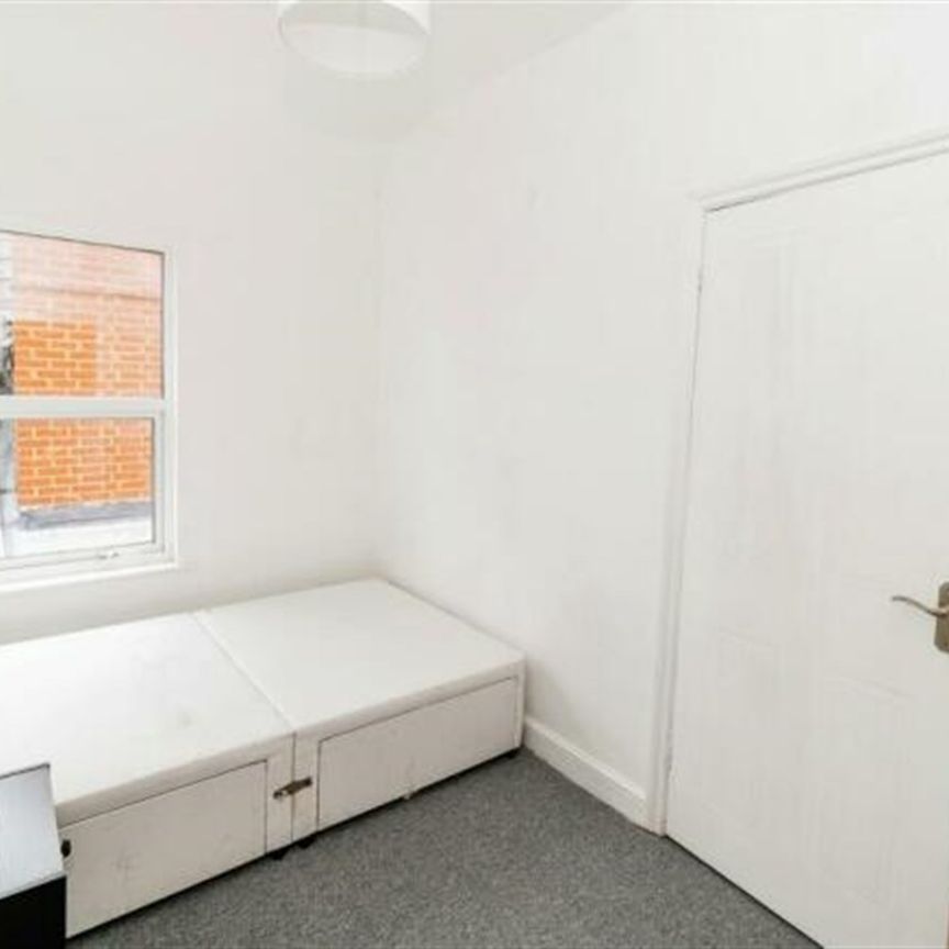 Darwin Road, SO15 - Photo 1