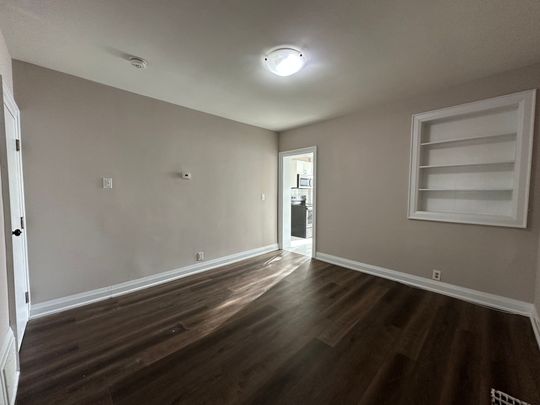 For Lease - 104 Rosslyn Avenue Unit# 1, Hamilton, Ontario - Photo 1