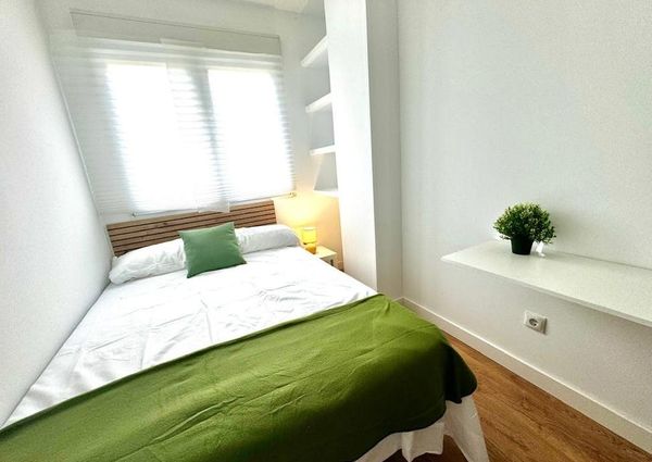 Avenida del Manzanares, Madrid, Community of Madrid 28011