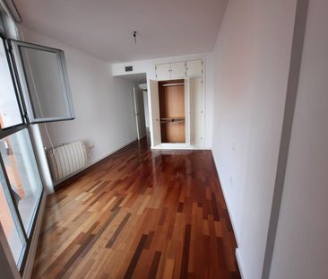 Apartamento de alquiler en Santa Marina - Photo 4