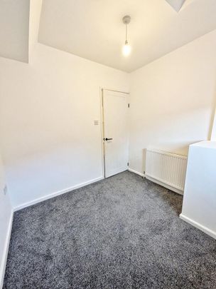 3 bedroom apartment to rent - Photo 1