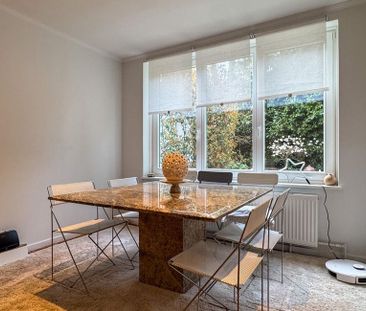 Uitzonderlijke woning te huur in Ukkel voor € 2.100 met 2 slaapkamers - Foto 3