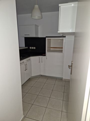 ROUBAIX - APPARTEMENT - T2 - Photo 4