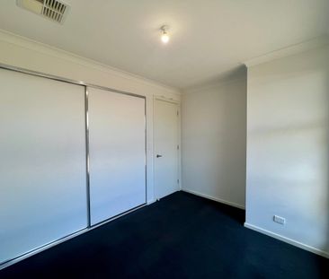 Modern & Low-Maintenance Living in Edwardstown - Photo 4