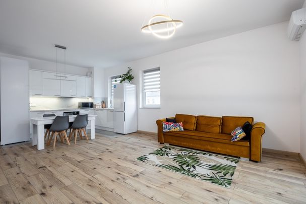 Warszawa, Tawułkowa - Photo 1