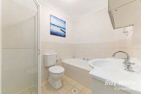 CITY FRINGE LOCATION - Spacious 2 bedroom Unit! - Photo 2