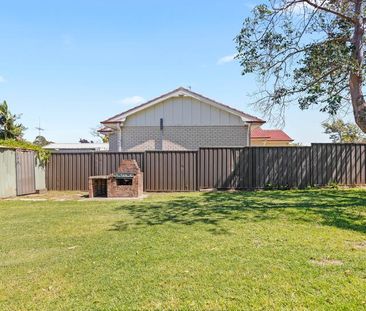 UPDATED FAMILY HOME IN A GREAT LOCATION! - Photo 5